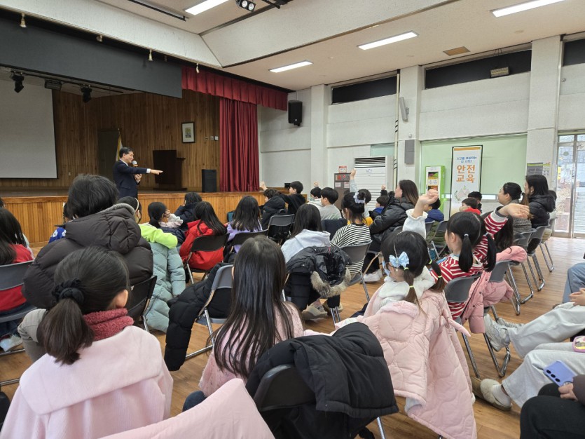 KakaoTalk_20250220_123449004_06.jpg
