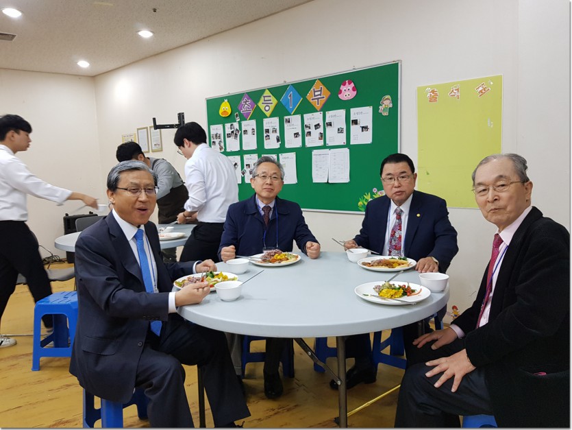 20180421_122549.jpg